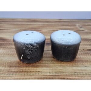 Vintage Hand‎ Made Ceramic Salt & Pepper Shakers Stone Wear Pottery Reto Glaze